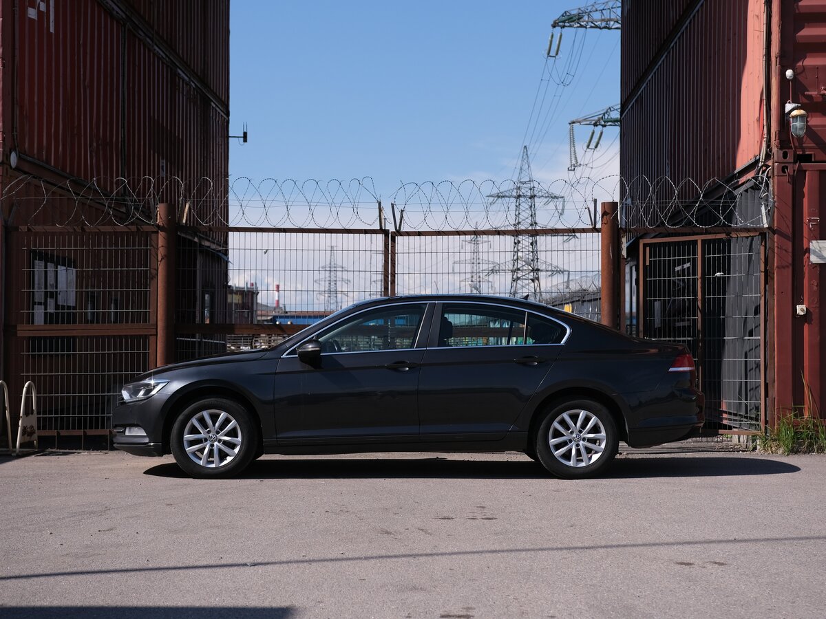 VOLKSWAGEN PASSAT - фото 6