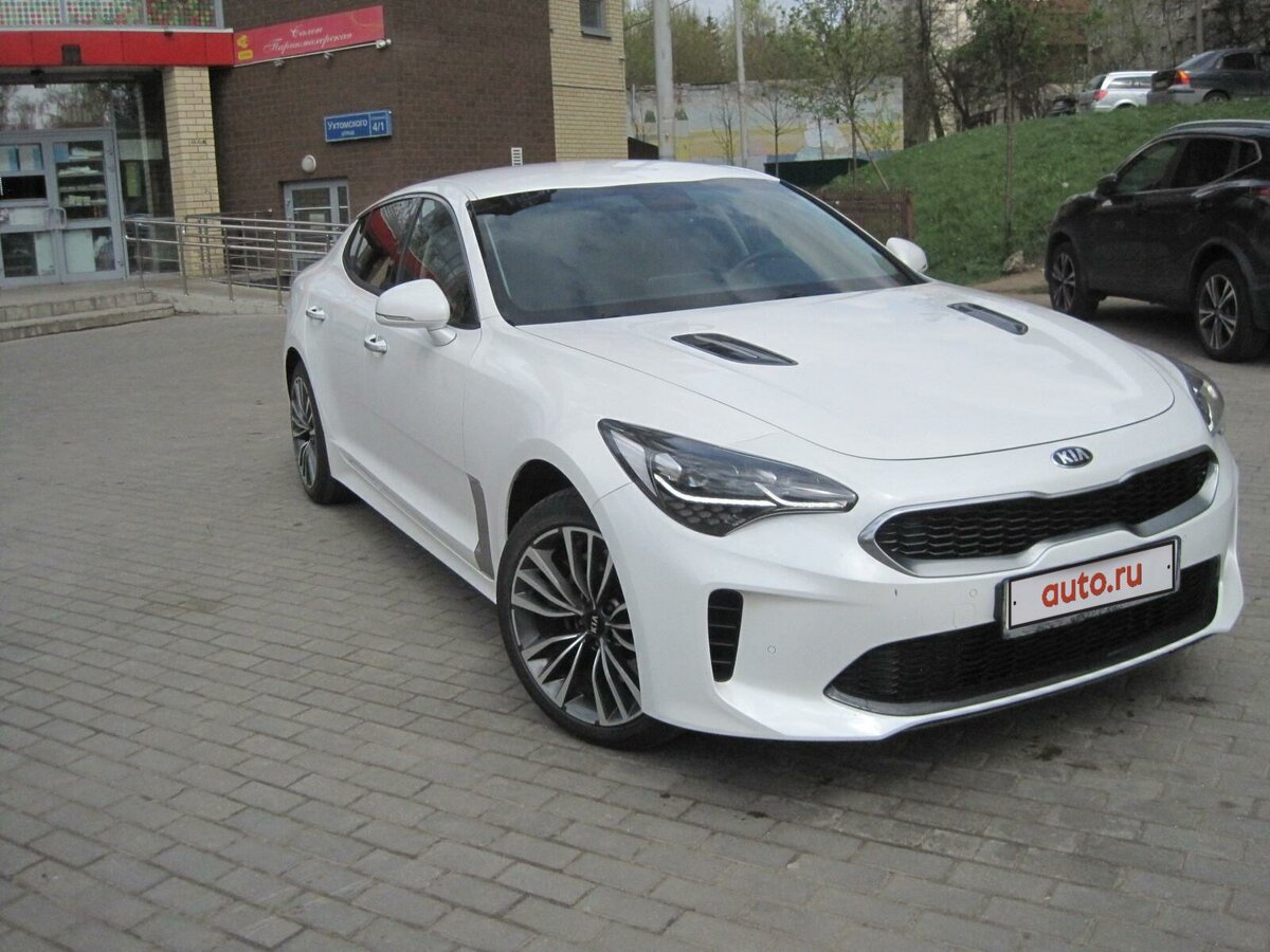 Kia stinger 247