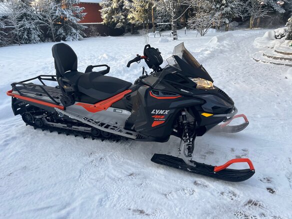 2021 BRP Lynx 49 Ranger 600, чёрный, 3000000 рублей - вид 4