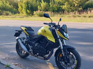 Honda CB 750 Hornet