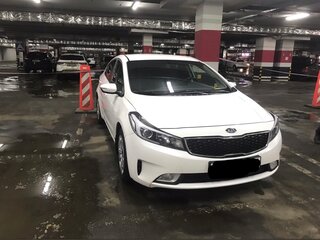 2017 Kia Cerato III Рестайлинг (Classic), белый, 1300000 рублей, вид 1