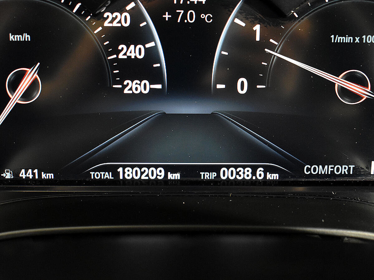 Корректировка пробега bmw g30