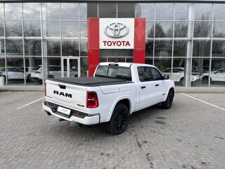2025 Ram 1500 Crew Cab V Рестайлинг, белый, 10400000 рублей, вид 5