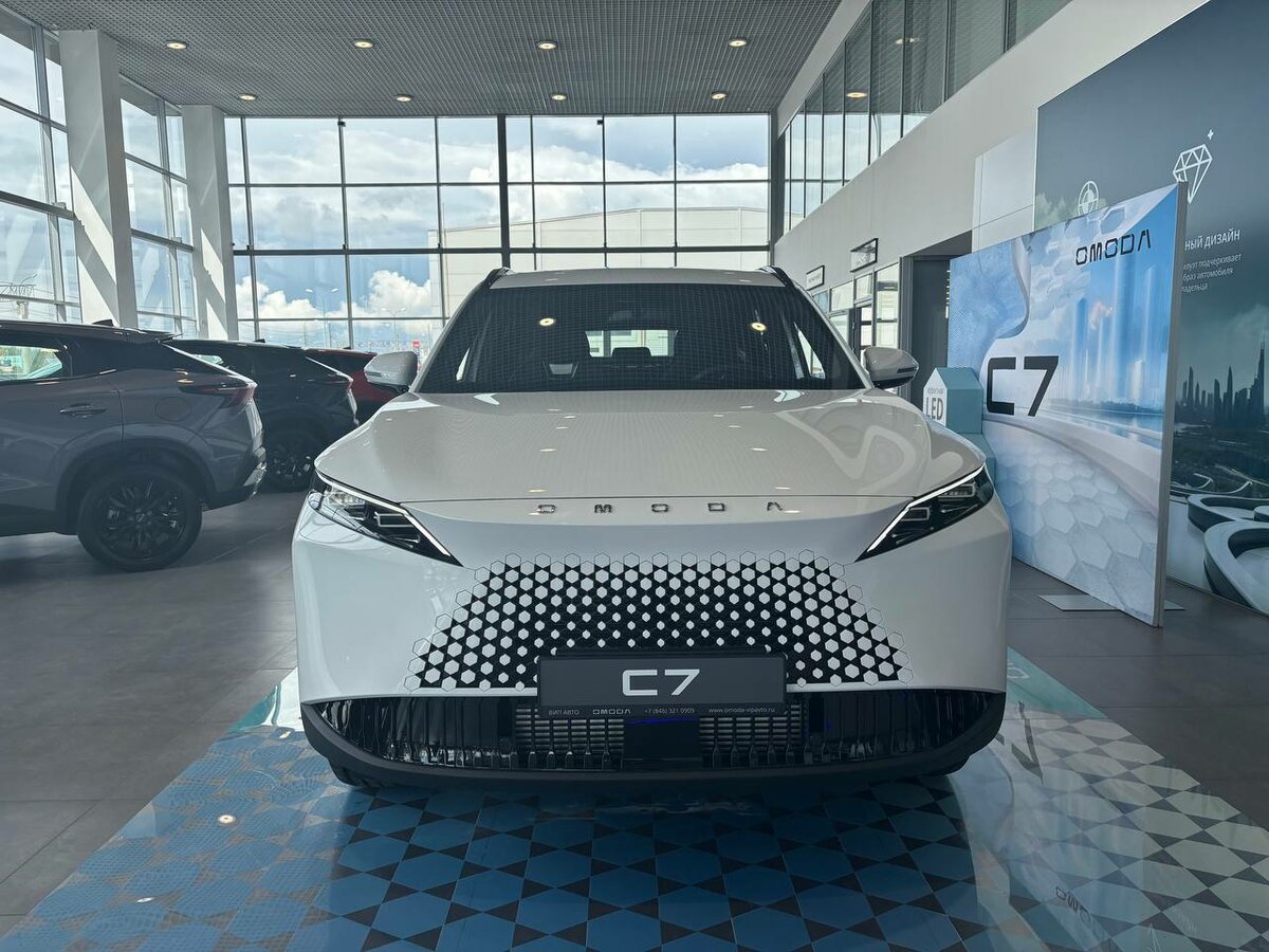 Omoda C7
