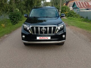 2017 Toyota Land Cruiser Prado 150 Series Рестайлинг 1, чёрный, 4050000 рублей, вид 1