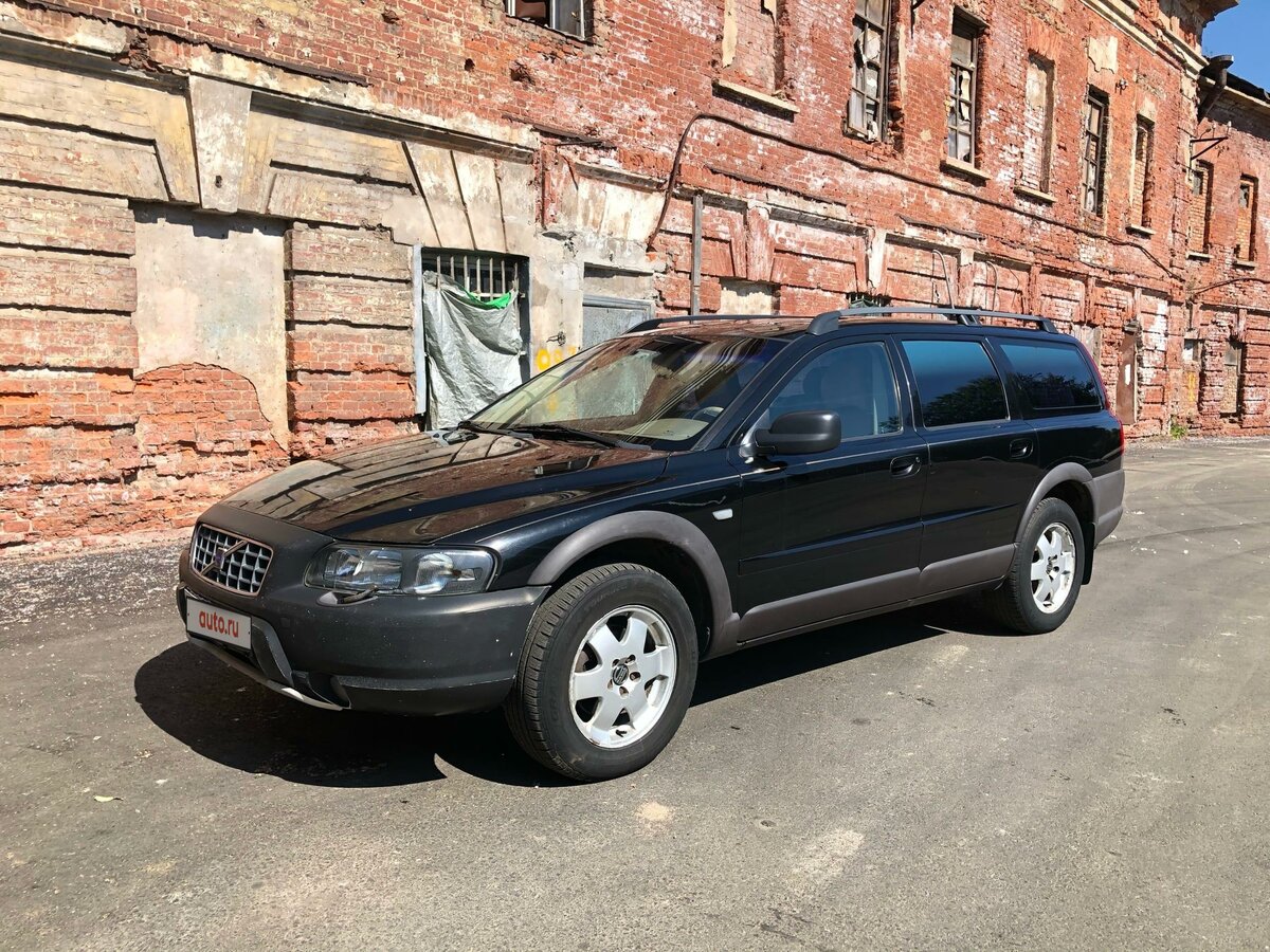 Купить б/у Volvo XC70 I 2.4 AT (200 л.с.) 4WD бензин