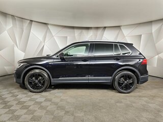 2022 Volkswagen Tiguan II Рестайлинг, чёрный, 2745000 рублей, вид 5