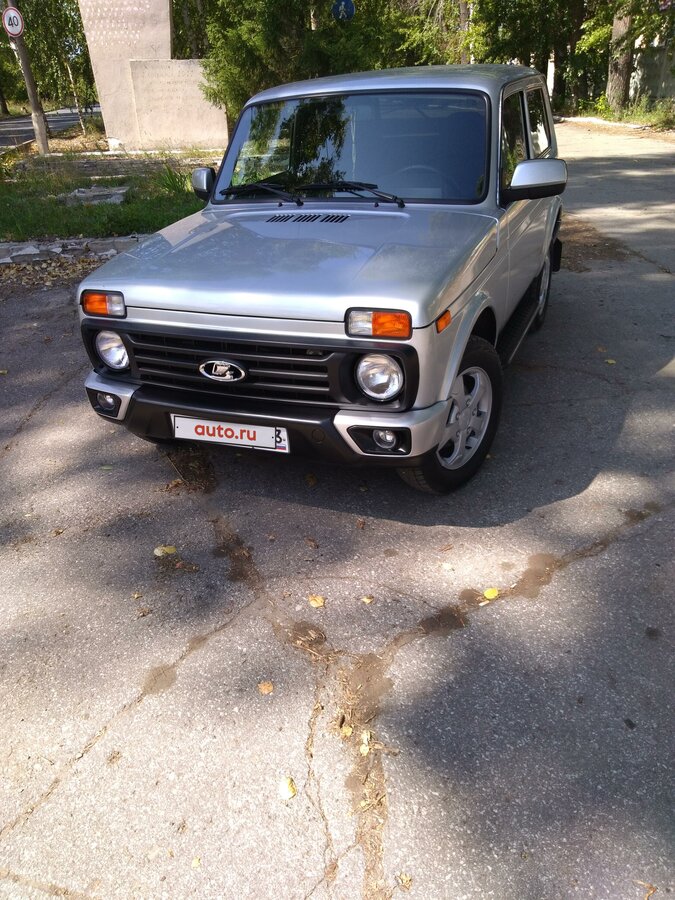 Lada 4x4 2121 Urban 2018 серебристый