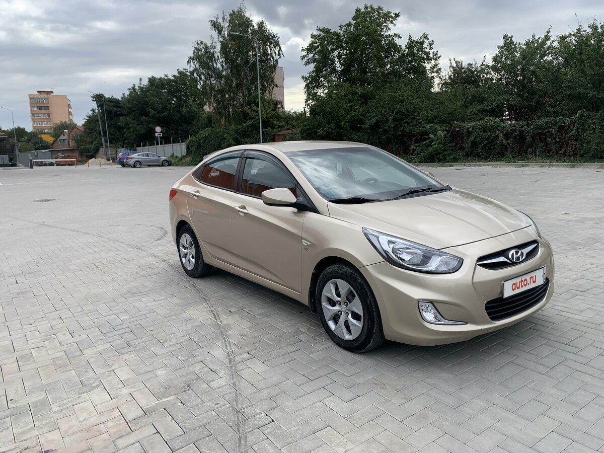 Купить б/у Hyundai Solaris I 1.6 MT (123 л.с.) бензин механика в ...