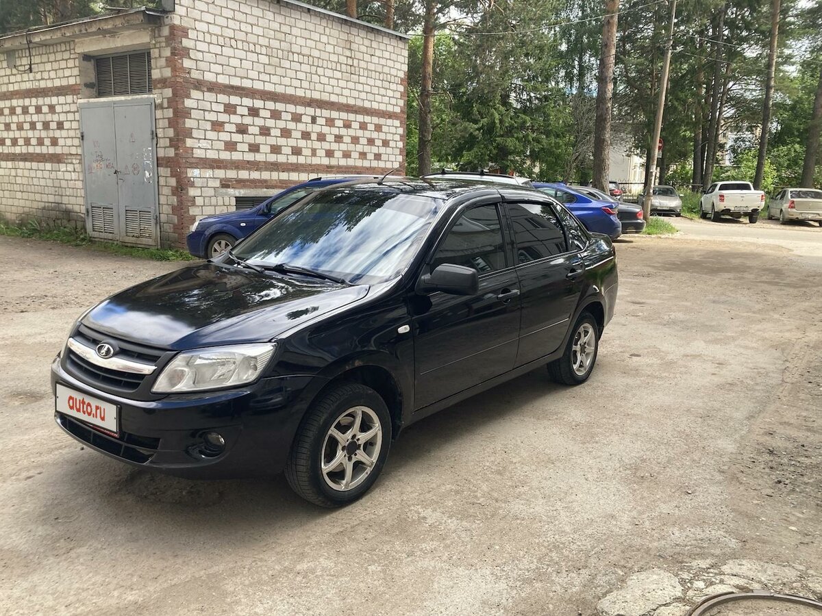 Гранта автомат седан