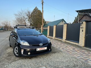 2012 Toyota Prius III Рестайлинг (XW30), фиолетовый, 1390000 рублей, вид 1