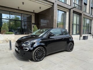 2022 Fiat 500e 42 kWh III, чёрный, 2800000 рублей, вид 1