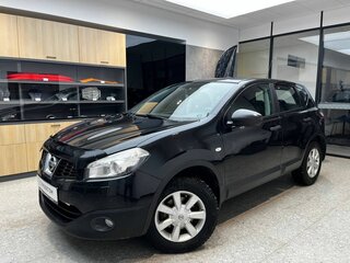 2010 Nissan Qashqai I Рестайлинг, чёрный, 745000 рублей, вид 1
