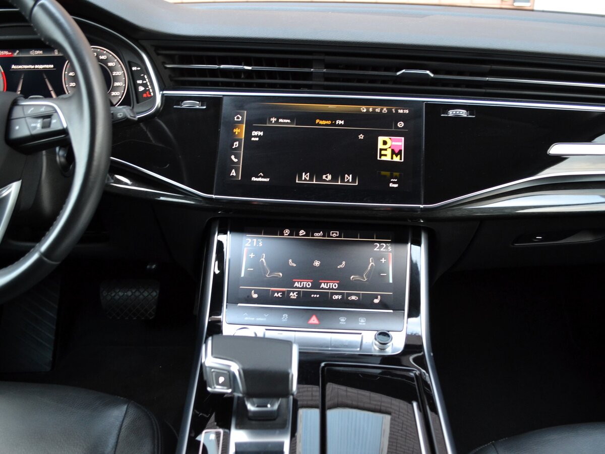 AUDI Q7 - фото 11