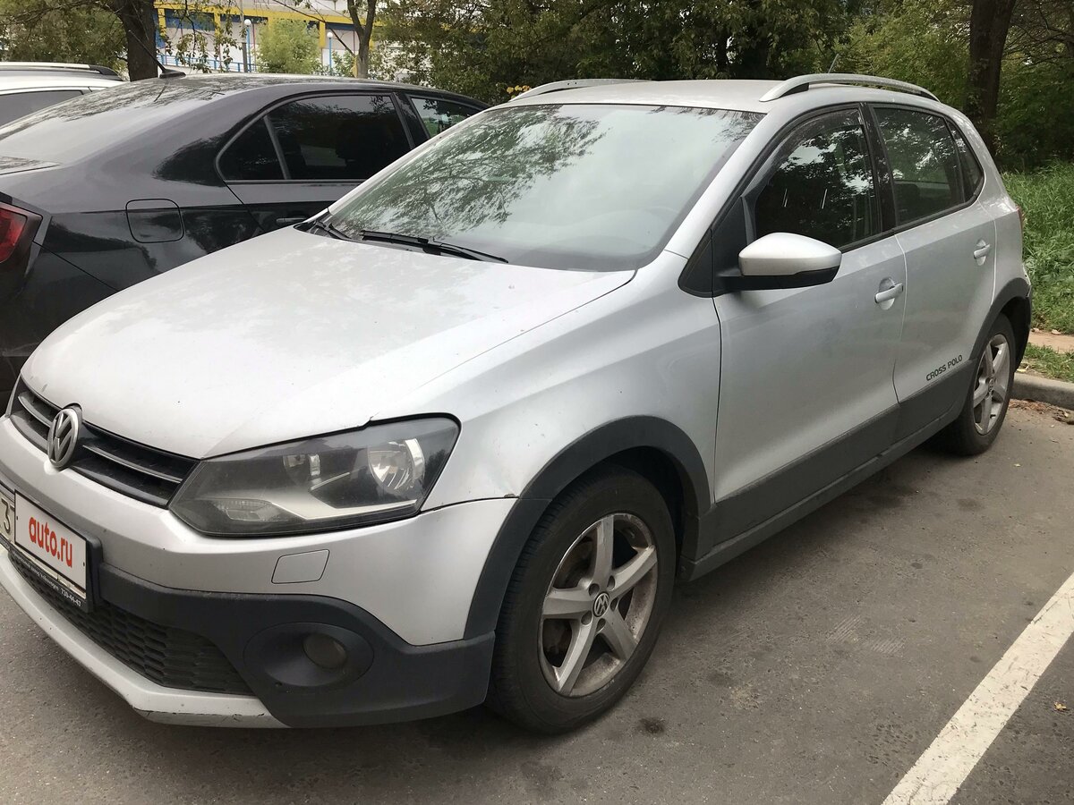 Купить б/у Volkswagen Polo V Cross 1.4 AMT (85 л.с.) бензин робот в ...