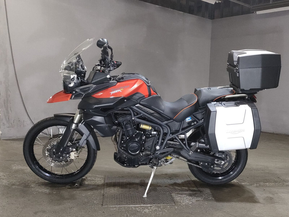Triumph Tiger 800