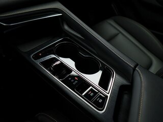 2024 FAW Bestune B70 I Рестайлинг, чёрный, 3047000 рублей, вид 5