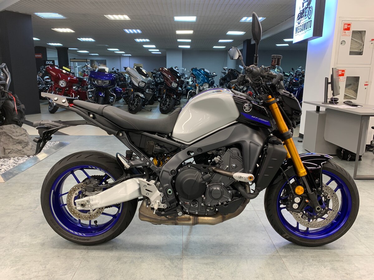 Yamaha MT-09 (FZ-09)