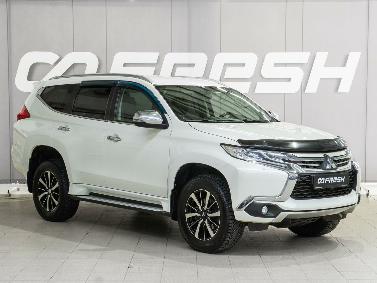 Mitsubishi Pajero Sport III