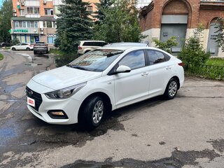2018 Hyundai Solaris II, белый, 1330000 рублей, вид 1