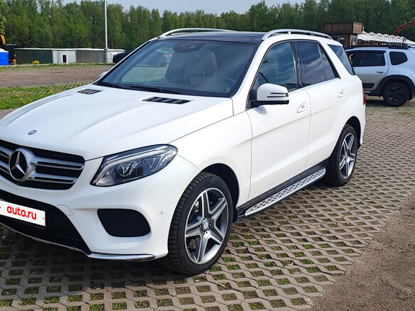 2016 Mercedes-Benz GLE 400 9G-Tronic I (W166), белый, 3750000 рублей - вид 2