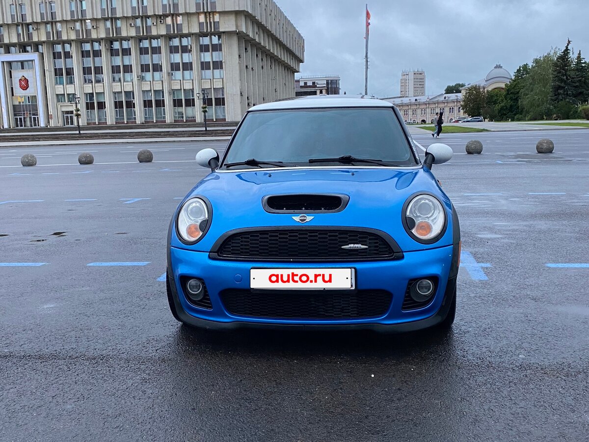 Купить б/у Mini Hatch II (R56) Cooper S 1.6 MT (175 л.с.) бензин ...
