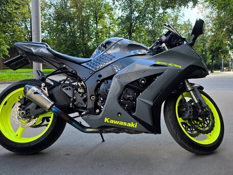 Купить мотоциклы Kawasaki ZX-10R Ninja с пробегом 2012 года по