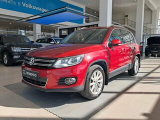 2012 Volkswagen Tiguan I Рестайлинг, красный, 1340000 рублей, вид 1