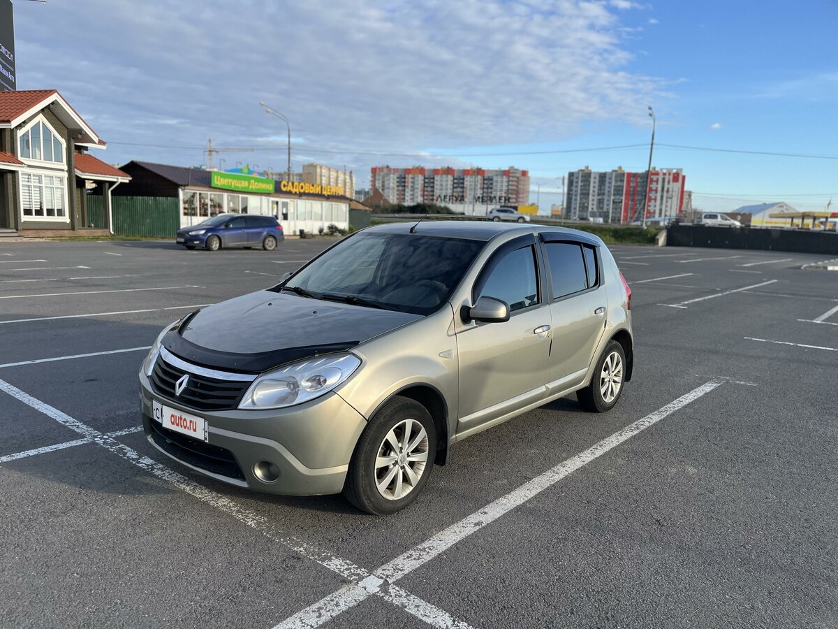 Купить б/у Renault Sandero I 1.6 MT (84 л.с.) бензин механика в Твери ...