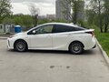 2019 Toyota Prius IV Рестайлинг (XW50), белый, 1750000 рублей - вид 11