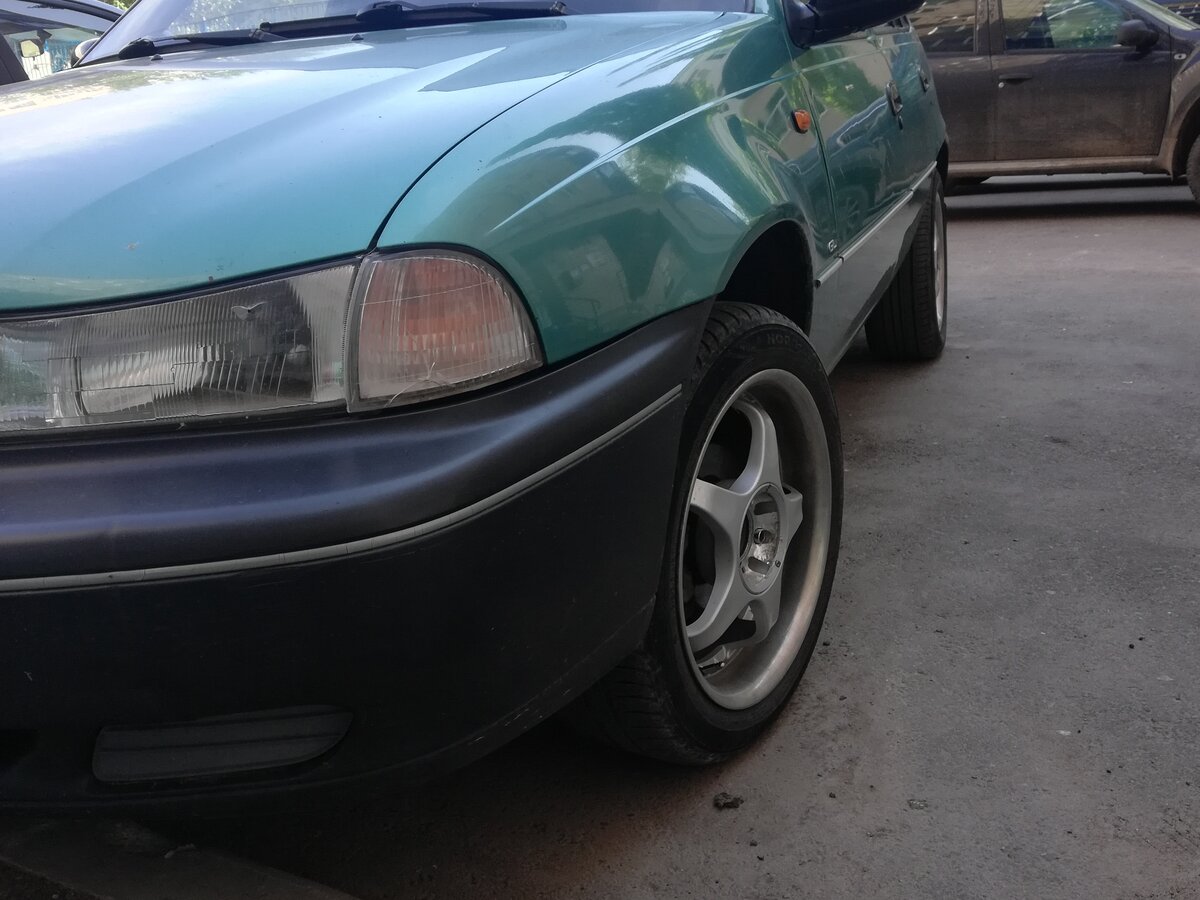 Купить б/у Daewoo Nexia I 1.5 MT (90 л.с.) бензин механика в ...