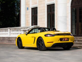 2019 Porsche Boxster IV 718 (982), жёлтый, 5750000 рублей, вид 1