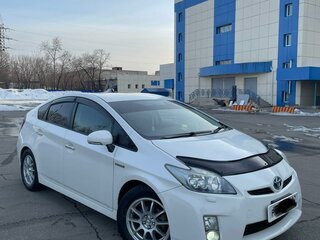 2010 Toyota Prius III (XW30), белый, 1150000 рублей, вид 1