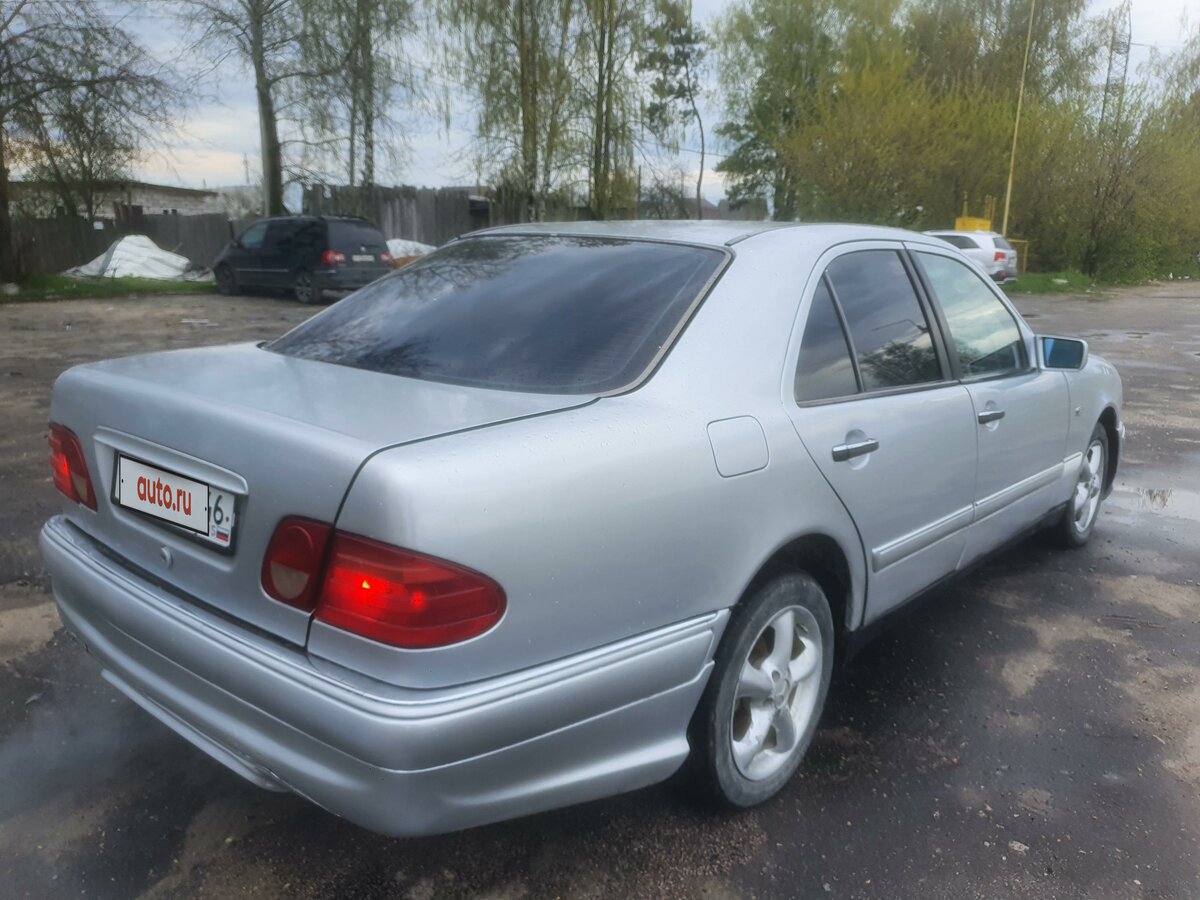 Мерс лупатый w210