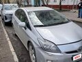 2010 Toyota Prius III (XW30), серебристый, 900000 рублей - вид 1