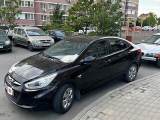 2013 Hyundai Solaris I, чёрный, 780000 рублей, вид 1