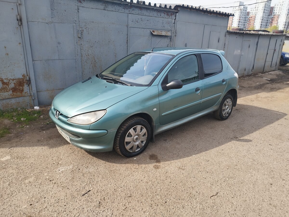 Купить б/у Peugeot 206 1998-2012 1.4 MT (75 л.с.) бензин механика в ...