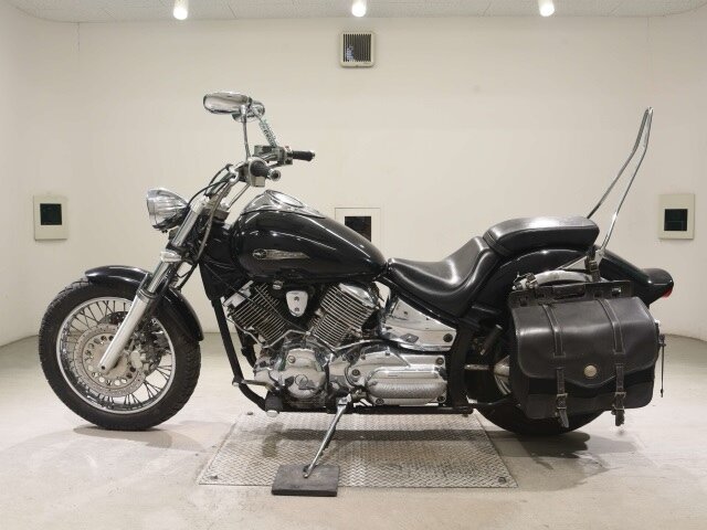 Yamaha XVS1100