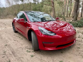 2020 Tesla Model 3 Long Range I, красный, 2550000 рублей, вид 4