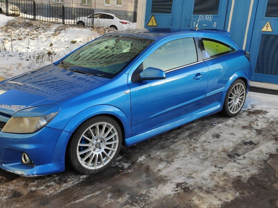 Купить б/у Opel Astra OPC H 2.0 MT (240 л.с.) бензин механика в Москве ...