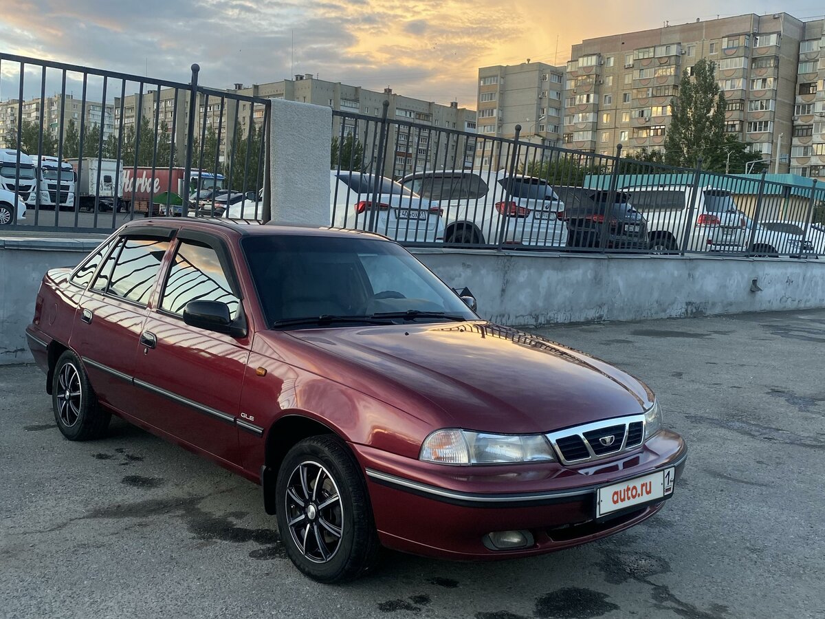 Купить б/у Daewoo Nexia I 1.6 MT (109 л.с.) бензин механика в Москве ...