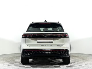 2026 Volkswagen Tiguan L Pro III (China Market), белый, 4880000 рублей, вид 4