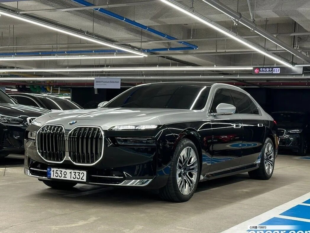 BMW 7 серии 740d xDrive VII (G70)