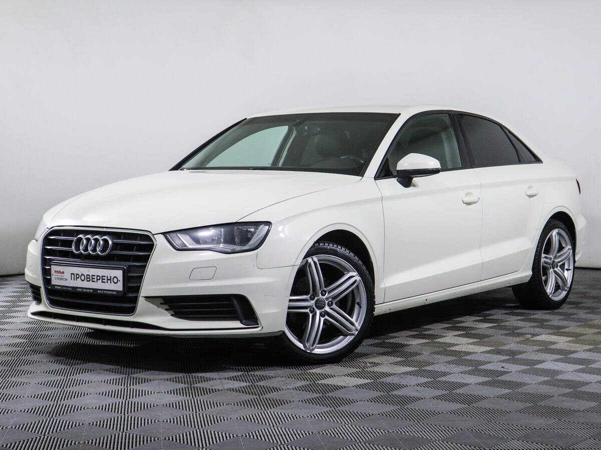 Купить б/у Audi A3 III (8V) 1.4 AMT (122 л.с.) бензин робот в Москве ...