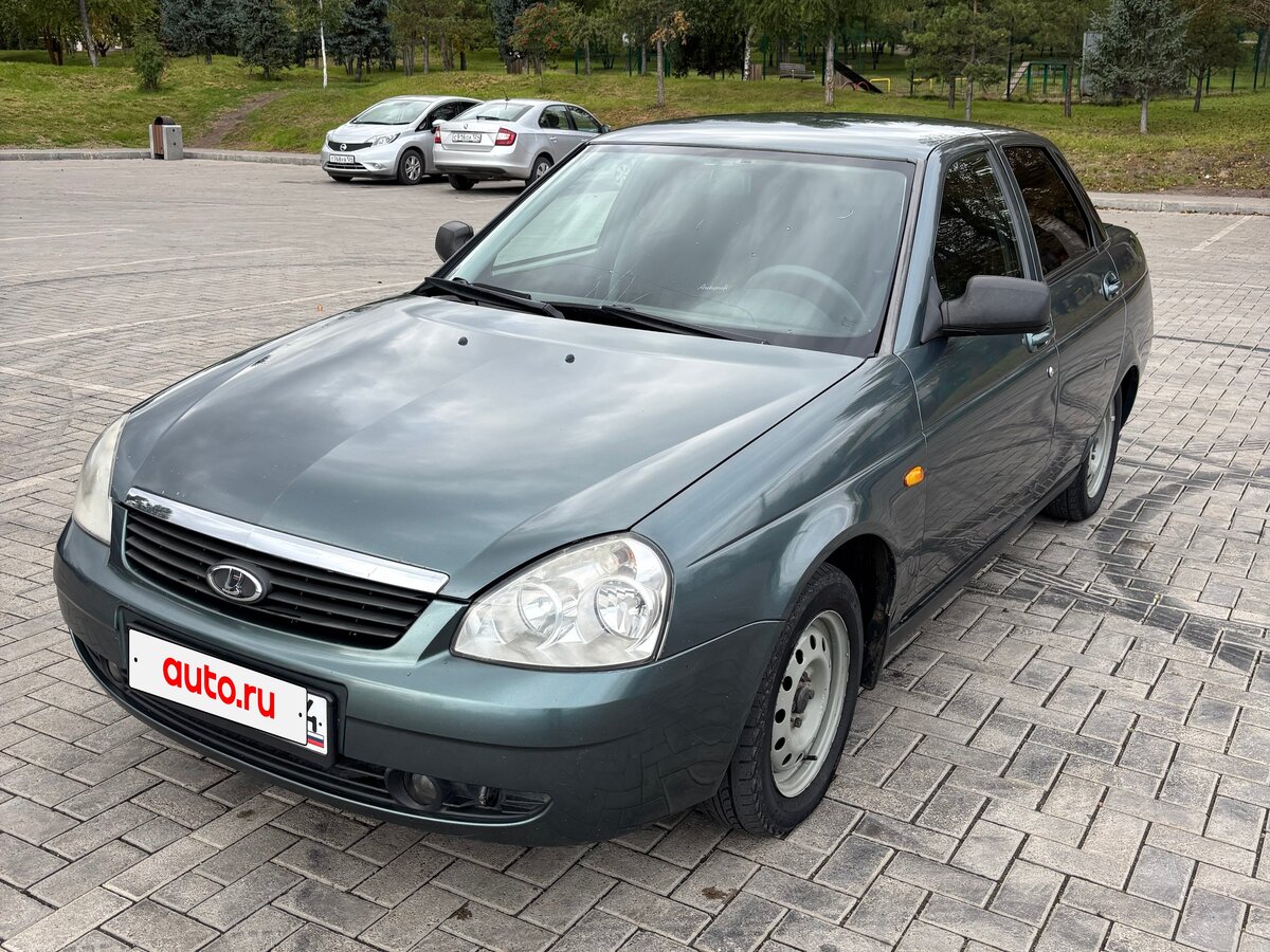 Lada Priora хэтчбек