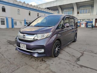 2017 Honda Stepwgn Spada V, фиолетовый, 2050000 рублей, вид 1