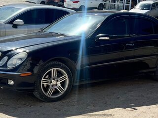 2005 Mercedes-Benz E-Класс 350 III (W211, S211), чёрный, 850000 рублей, вид 1