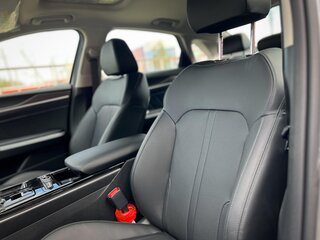 2024 Kia K5 III, серый, 3800000 рублей, вид 1
