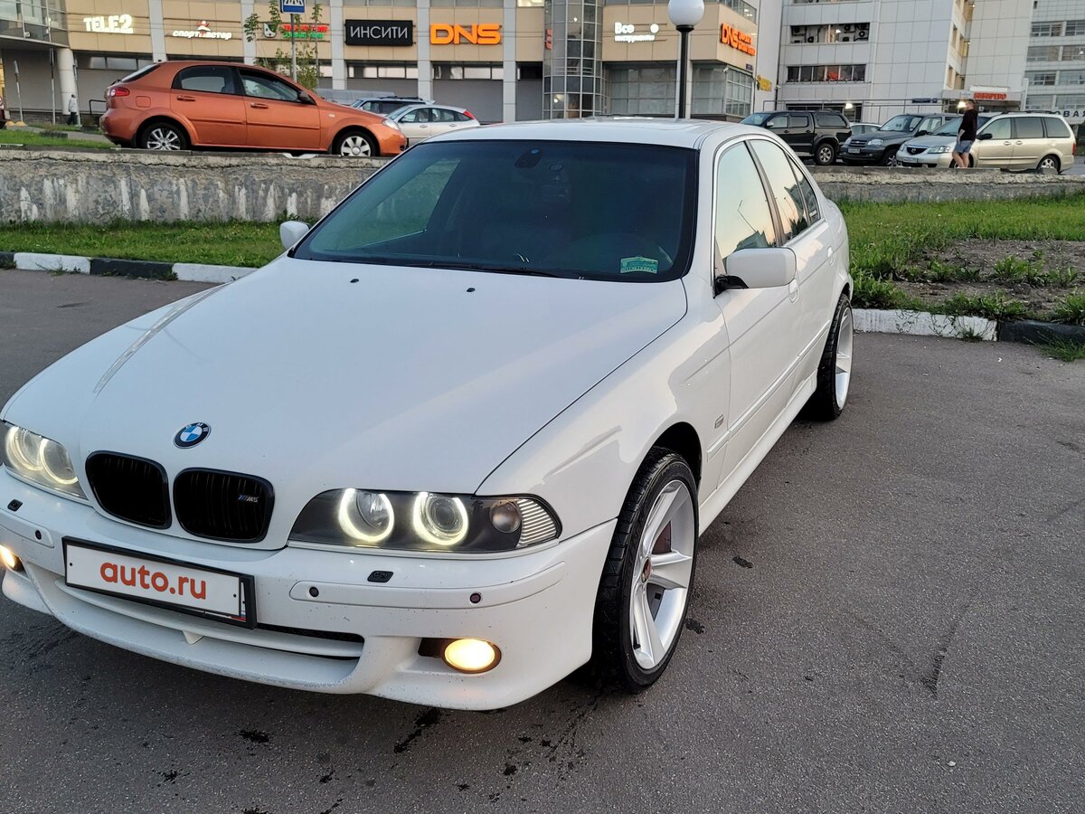 Купить б/у BMW 5 серии IV (E39) 528i 2.8 AT (193 л.с