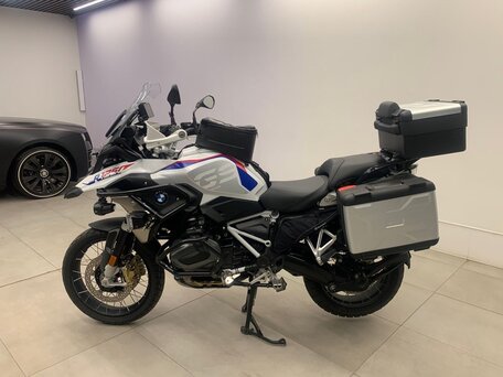Купить б/у BMW R 1250 GS инжектор передач в Москве: белый
